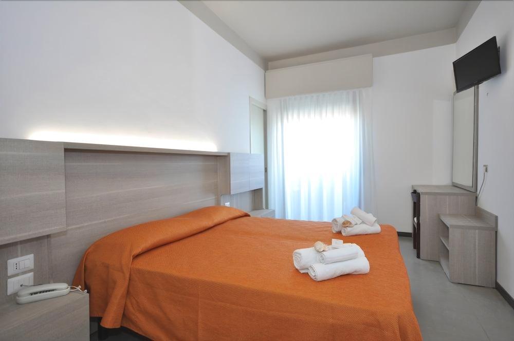 Hotel Alhambra Rimini Dış mekan fotoğraf